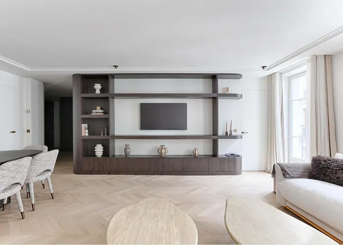 Luxury Sentier Montorgueil I